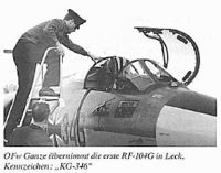 Uebernahme des ersten RF-104G in Leck durch OFw Ganze.
