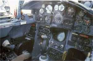 Vorderer Fhrerraum der TF-104G