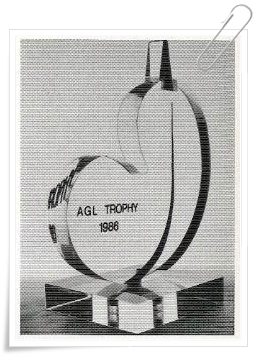 Die begehrte AGL-Trophäe für die VIKINGS Die begehrte AGL-Trophäe für die VIKINGS