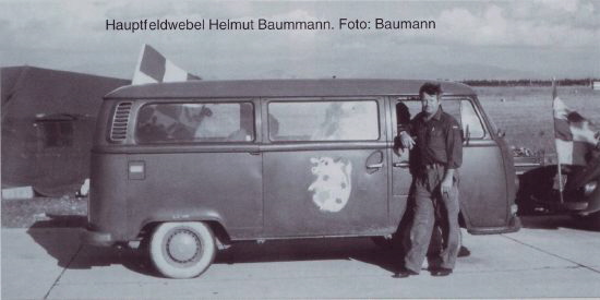 Helmut hier noch als Flightschwein, spter waren wir zusammen in der Einsatzsteuerung.